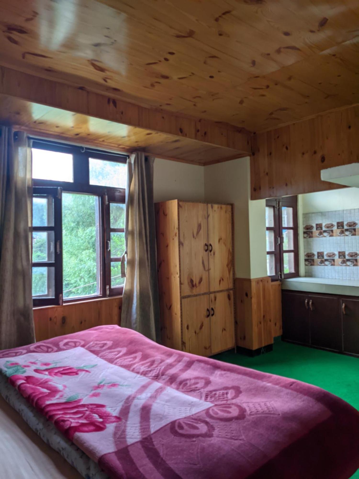 Summer Cottages - Manali (Himachal Pradesh) — Photos 3